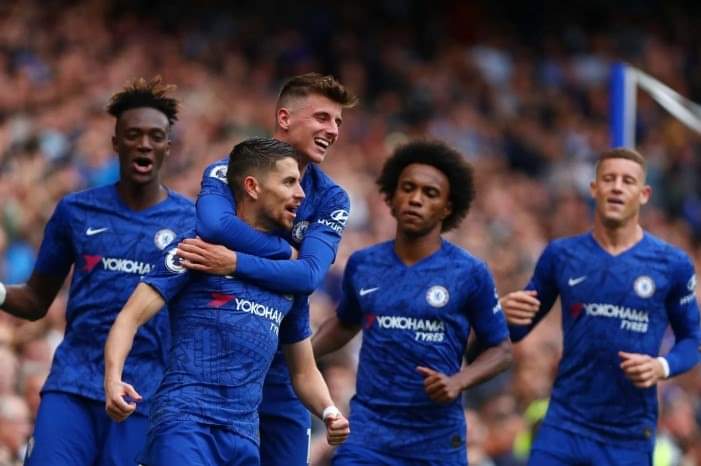 ليستر سيتي يستضيف غريمه تشيلسي