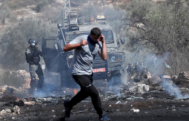 استشهاد شاب فلسطيني صباح اليوم برصاص الاحتلال